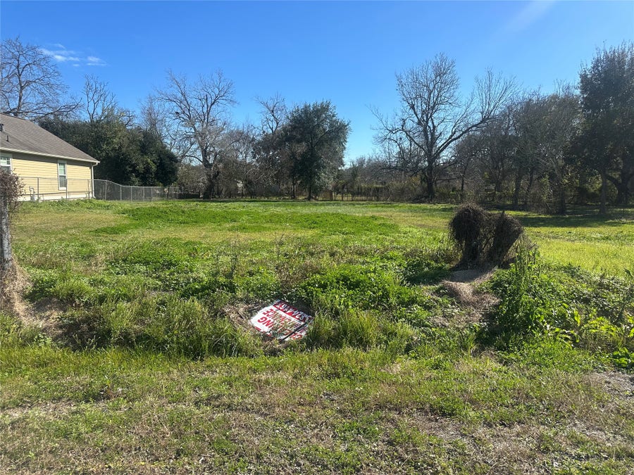 Property photo for 5401 Evelyn Street, Texas City, TX
