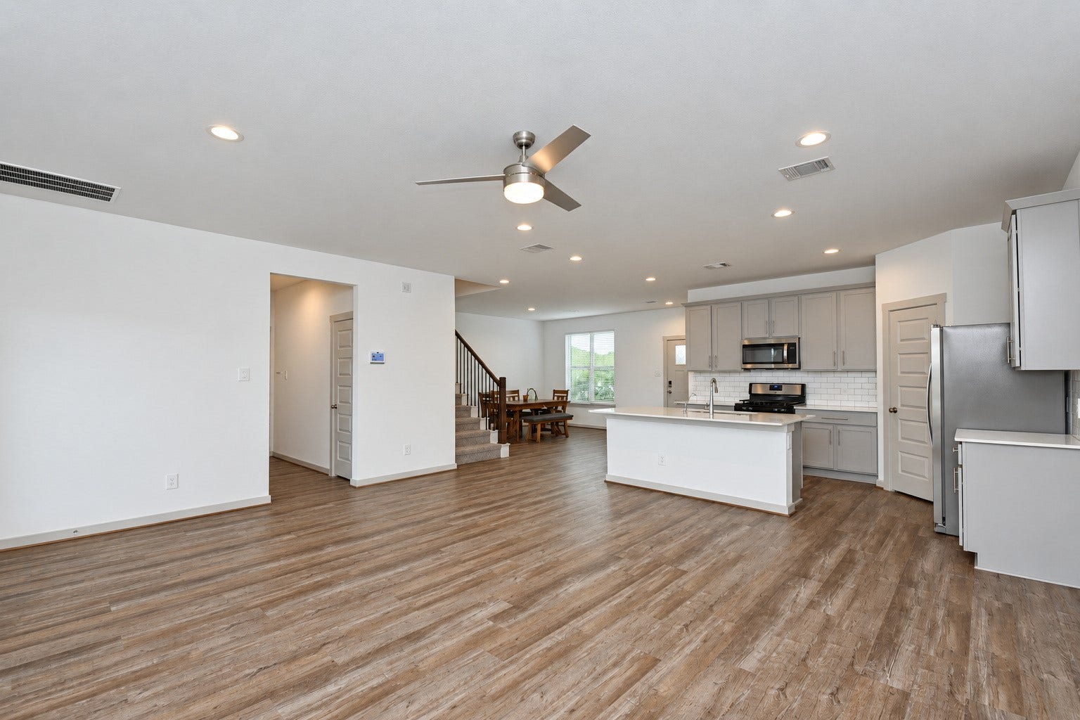 3514 Joshua Grove Lane, Missouri City, TX 77459 3514 Joshua Grove Lane, Missouri City, TX 77459