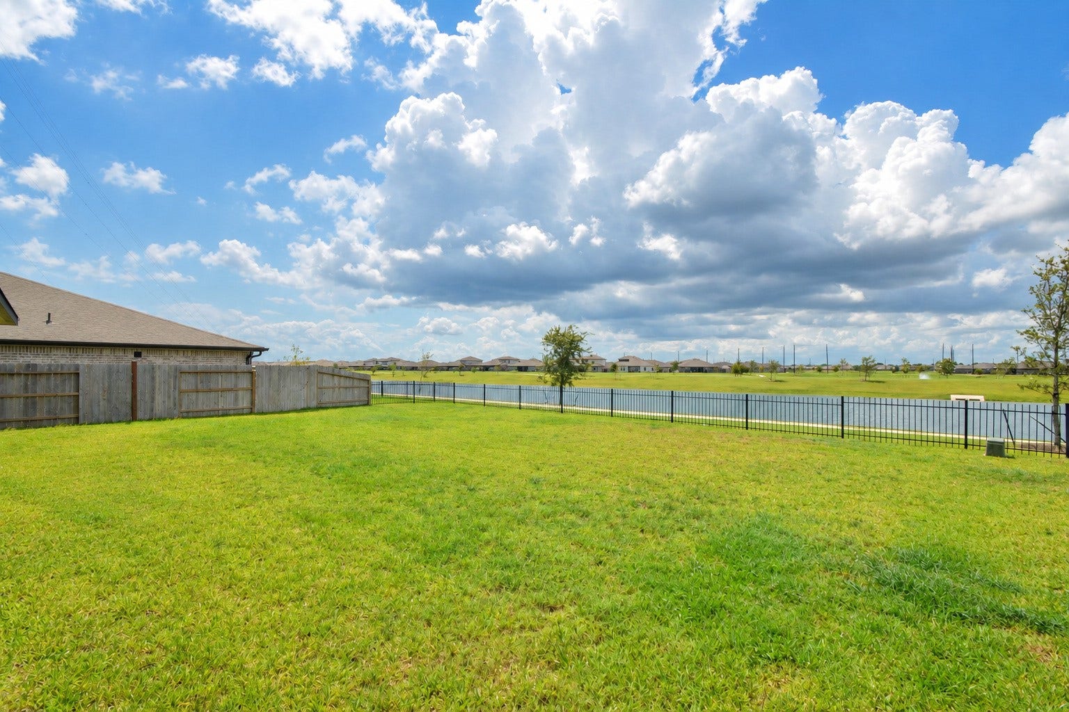 3514 Joshua Grove Lane, Missouri City, TX 77459 3514 Joshua Grove Lane, Missouri City, TX 77459