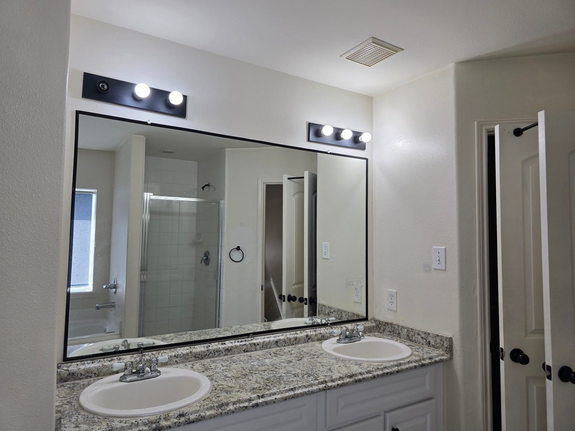 7122 Autumn Bluff Lane, Richmond, TX 77407 7122 Autumn Bluff Lane, Richmond, TX 77407