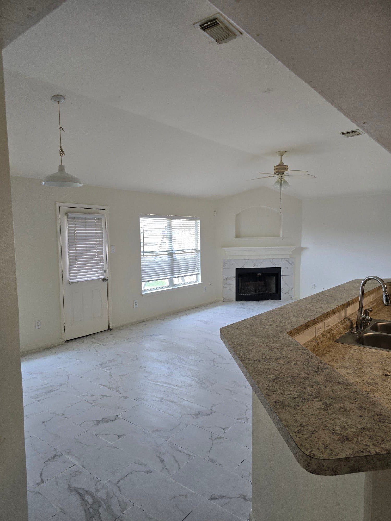 7122 Autumn Bluff Lane, Richmond, TX 77407 7122 Autumn Bluff Lane, Richmond, TX 77407