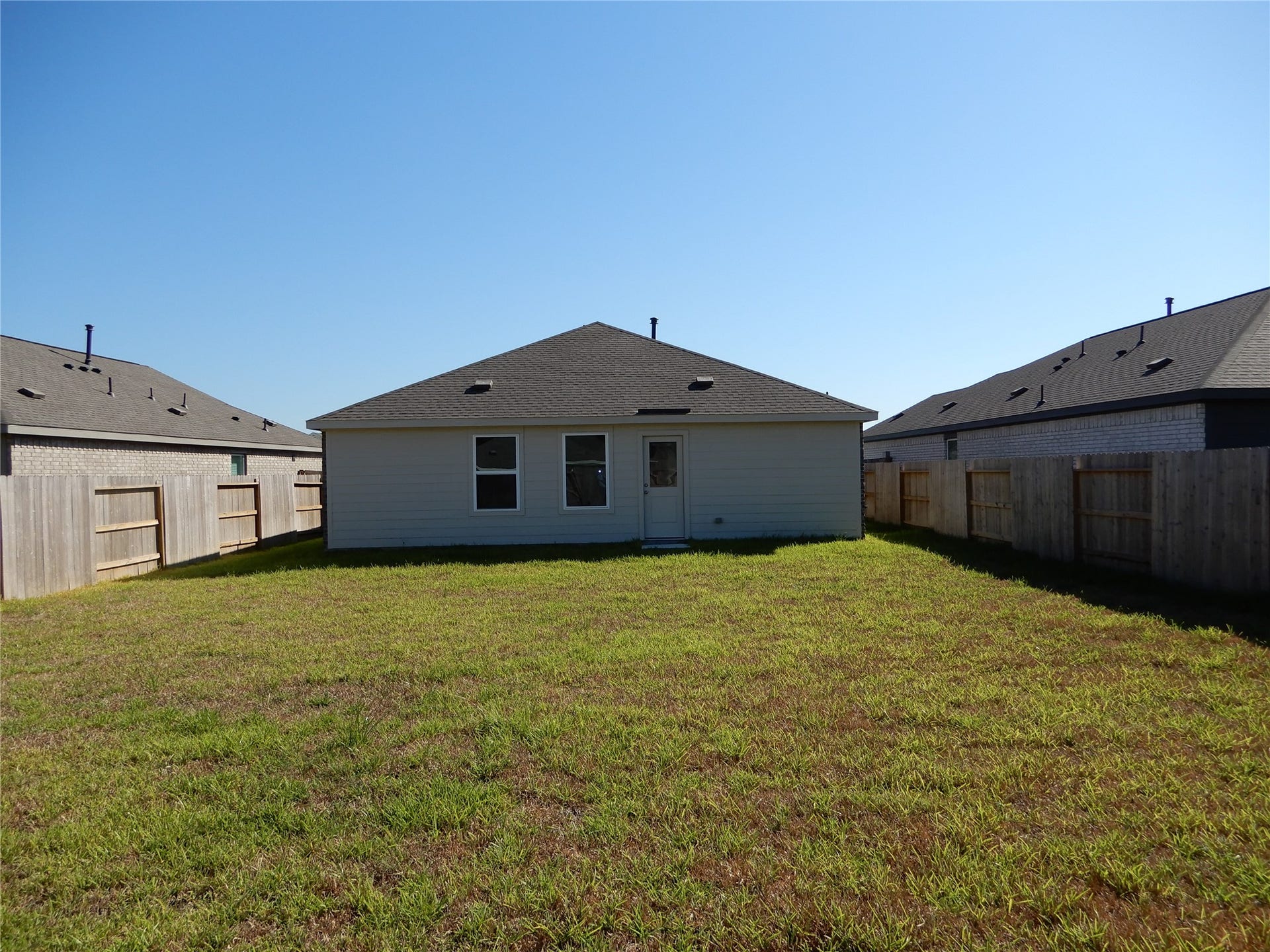 31505 Olivella Drive, Huffman, TX 77336 31505 Olivella Drive, Huffman, TX 77336