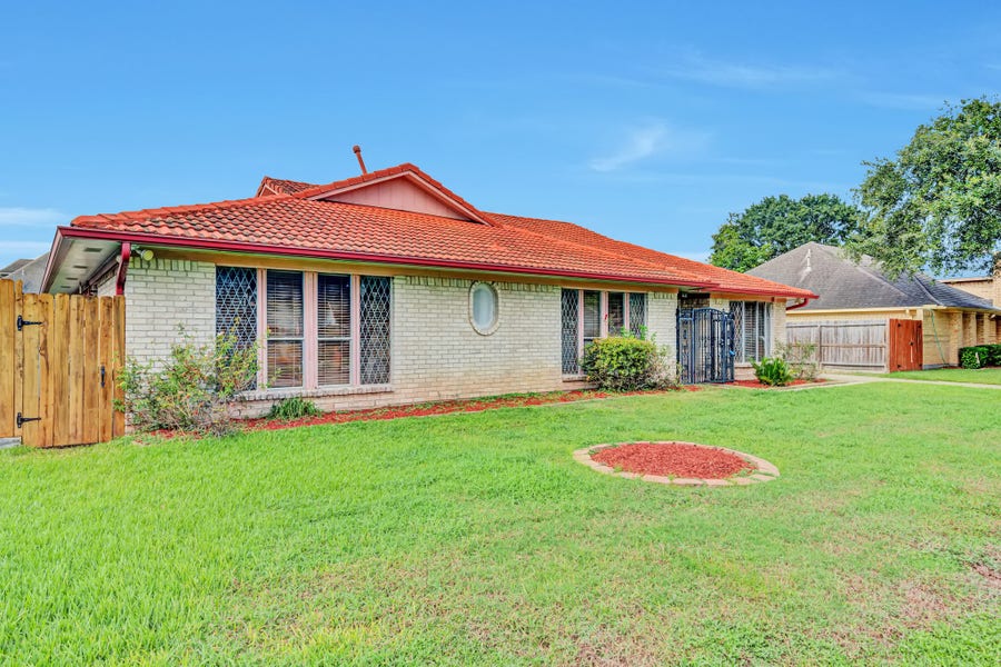 Property photo for 4519 Sao Paulo Street, Pasadena, TX