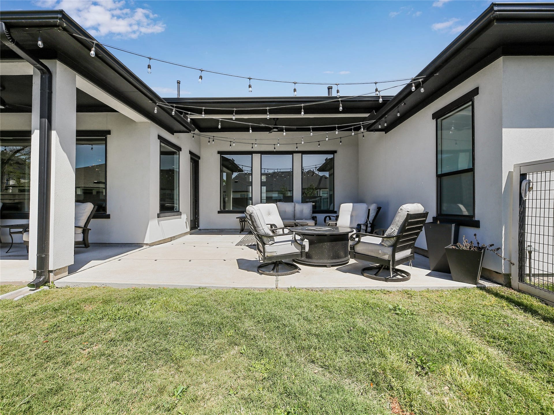 10114 Mariner Oaks Drive, Missouri City, TX 77459 10114 Mariner Oaks Drive, Missouri City, TX 77459