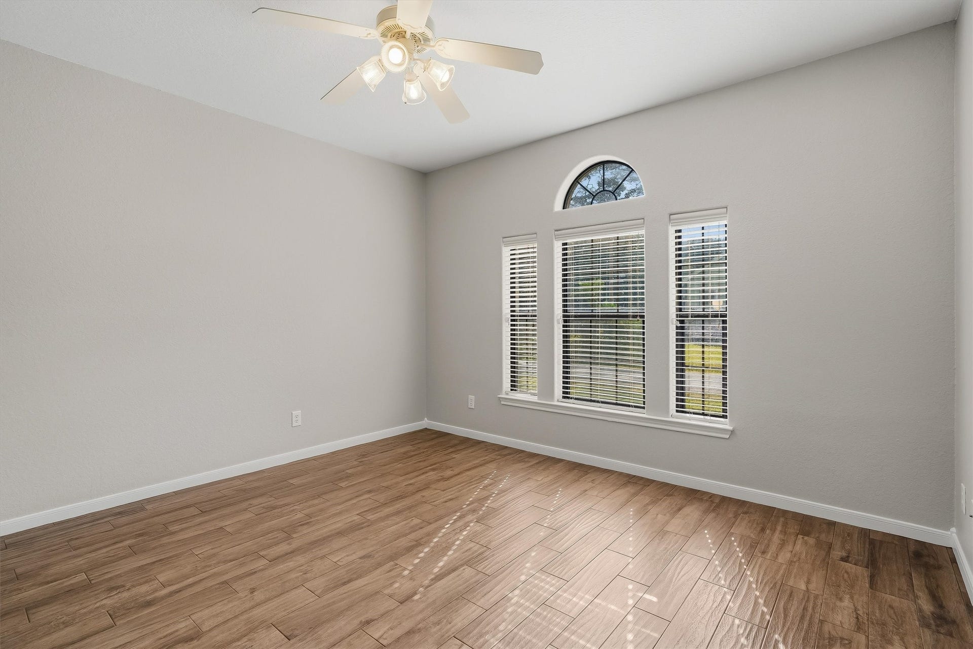 304 Reppert Street, Bacliff, TX 77518 Primary bedroom, fresh paint and updated flooring