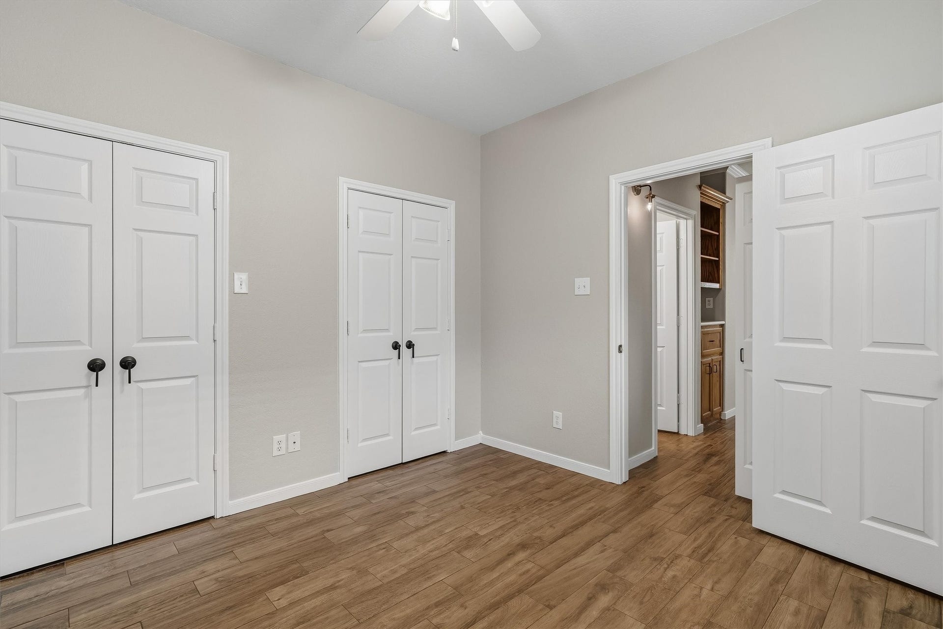 304 Reppert Street, Bacliff, TX 77518 Second bedroom with double closet storage space