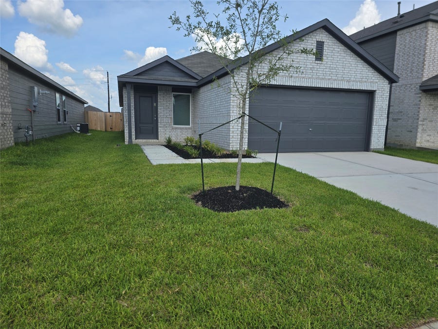Property photo for 21606 Willow River Canyon Lane, Waller, TX