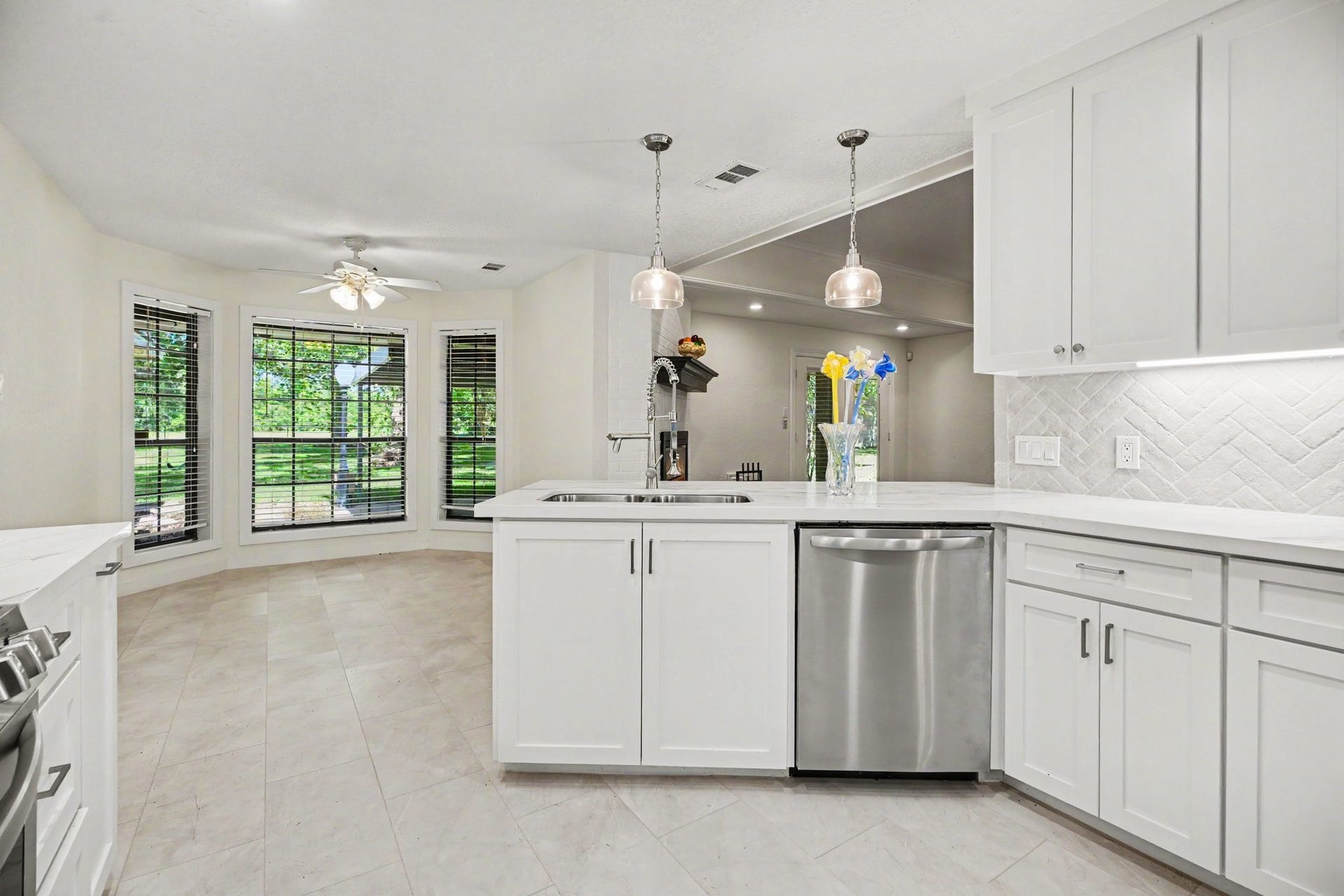 3320 Tower Road, Santa Fe, TX 77517 Updated Kitchen with Custom Cabinets