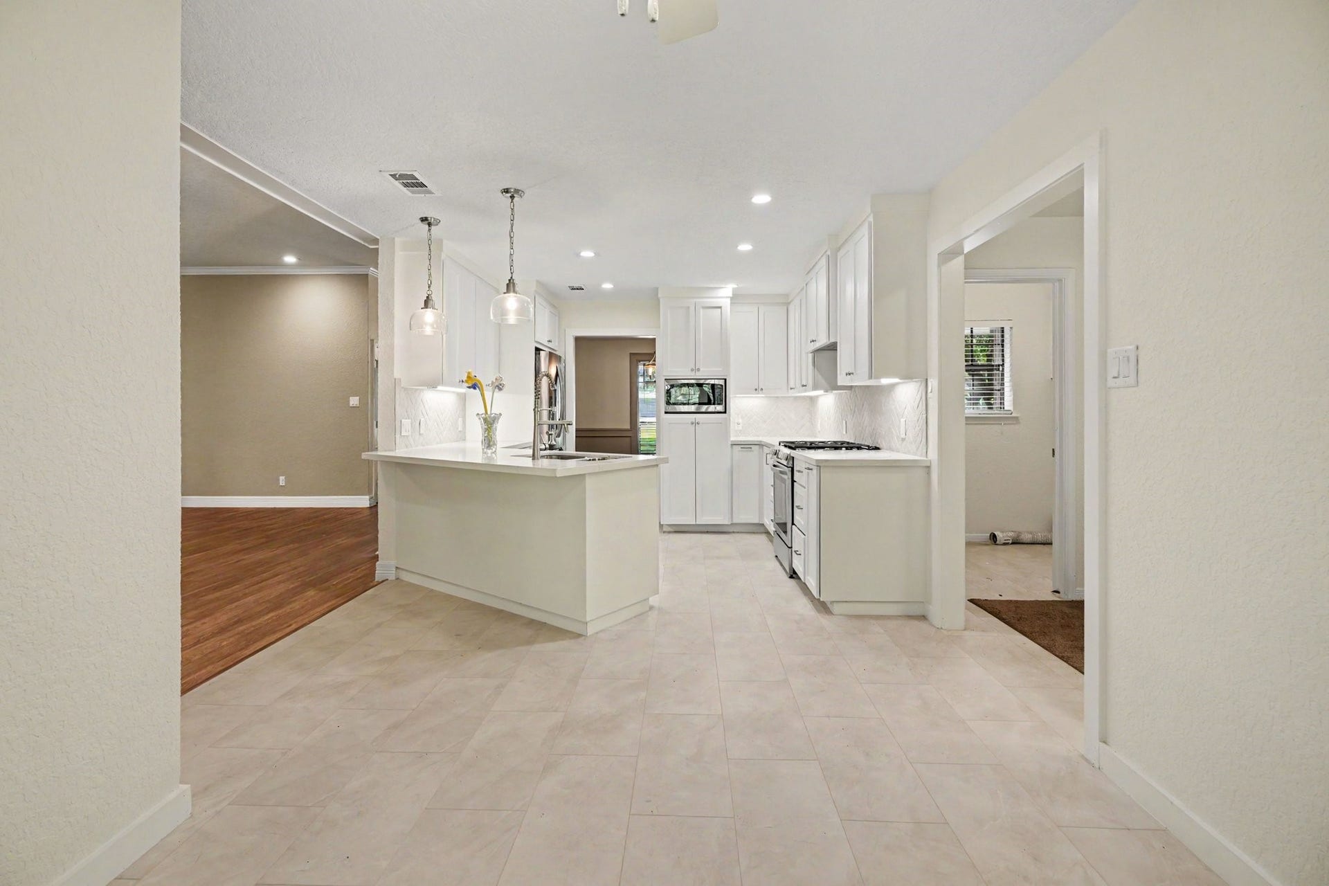 3320 Tower Road, Santa Fe, TX 77517 3320 Tower Road, Santa Fe, TX 77517
