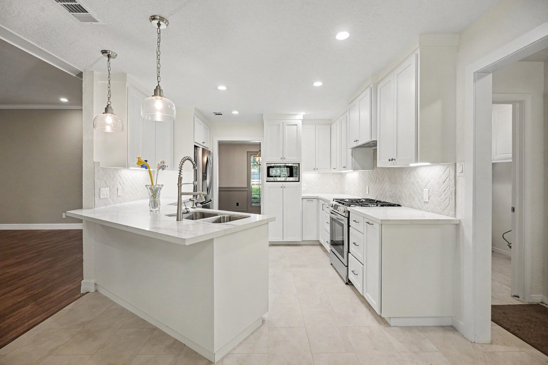 3320 Tower Road, Santa Fe, TX 77517 3320 Tower Road, Santa Fe, TX 77517