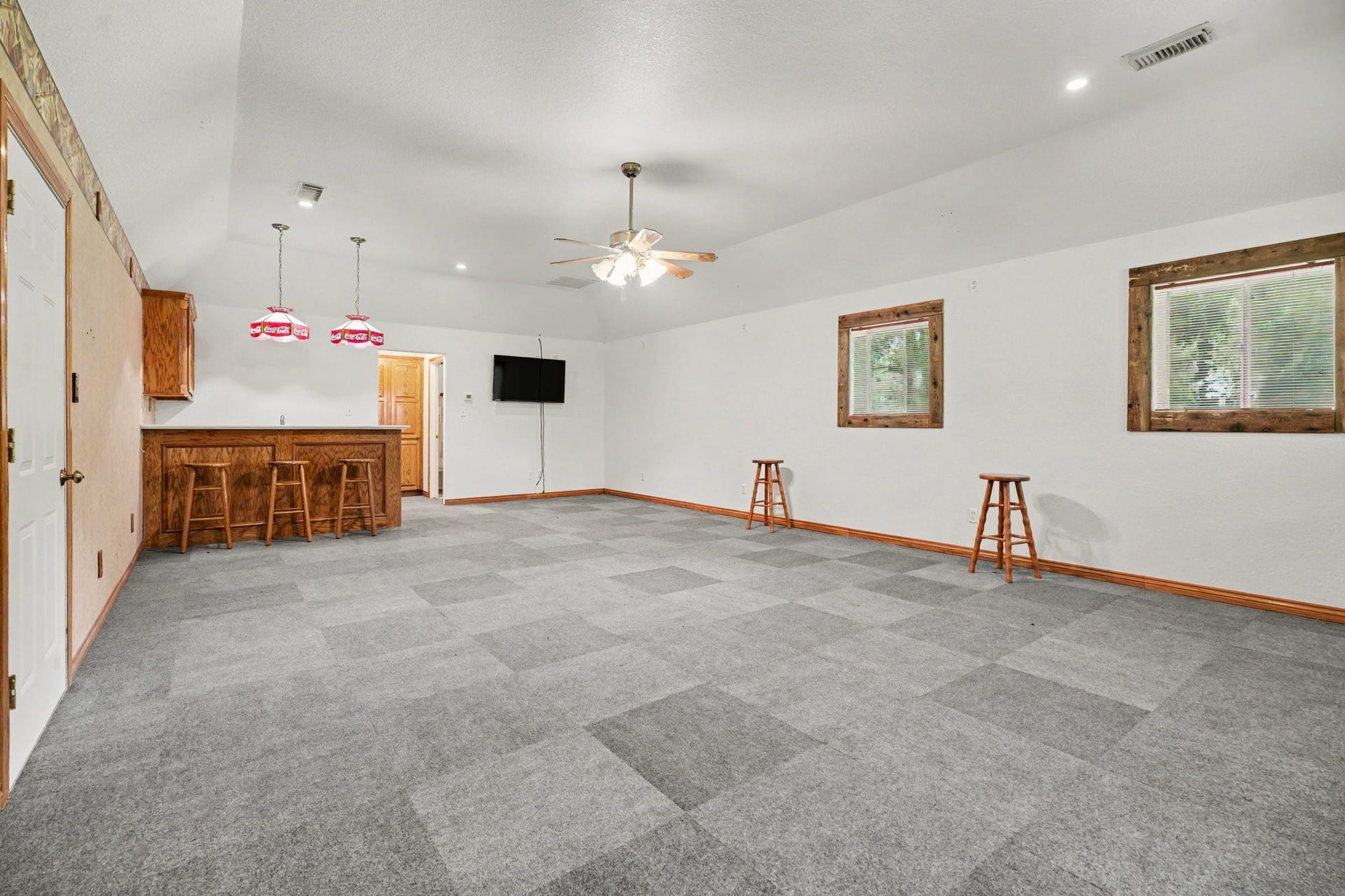 3320 Tower Road, Santa Fe, TX 77517 Game Room