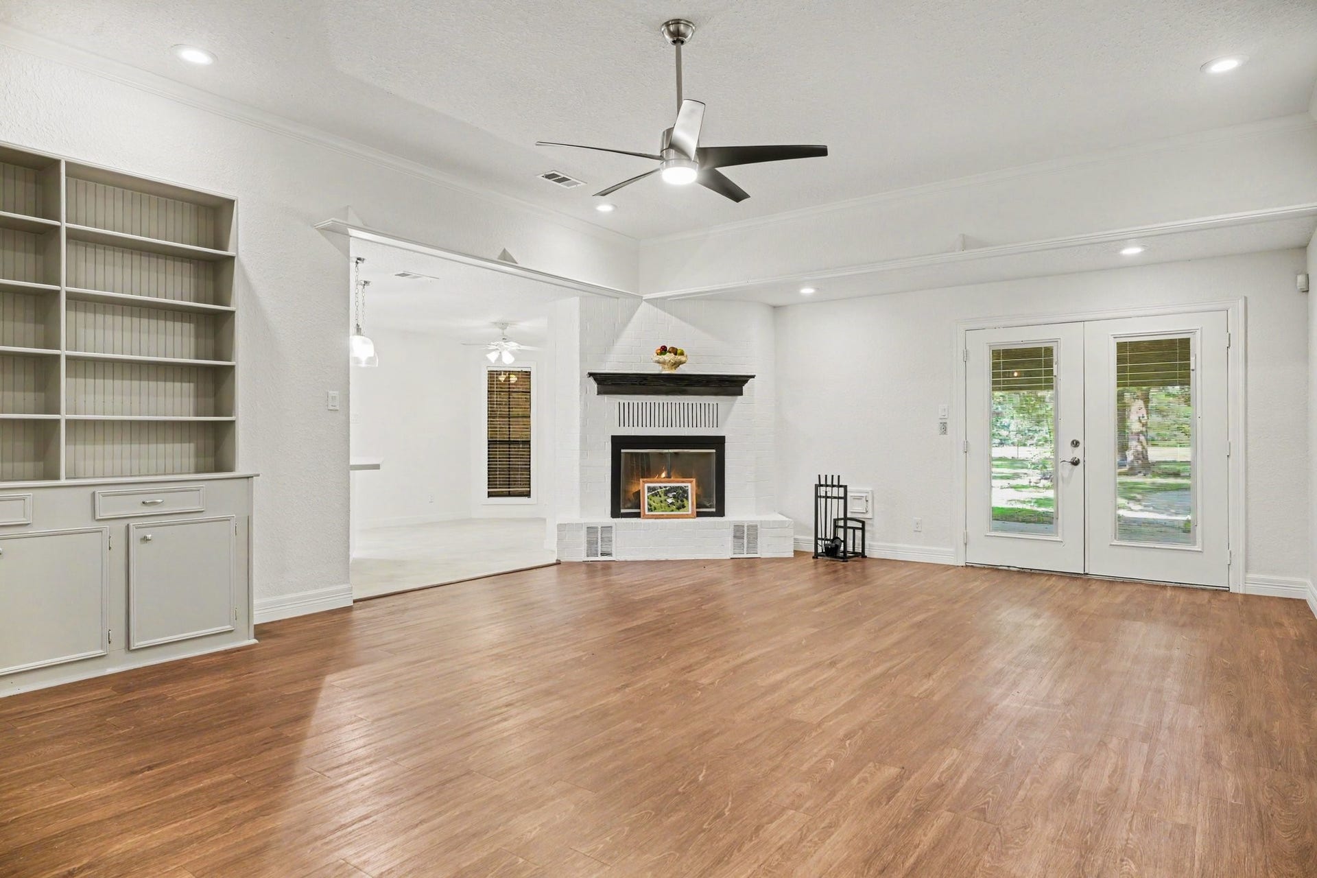 3320 Tower Road, Santa Fe, TX 77517 3320 Tower Road, Santa Fe, TX 77517
