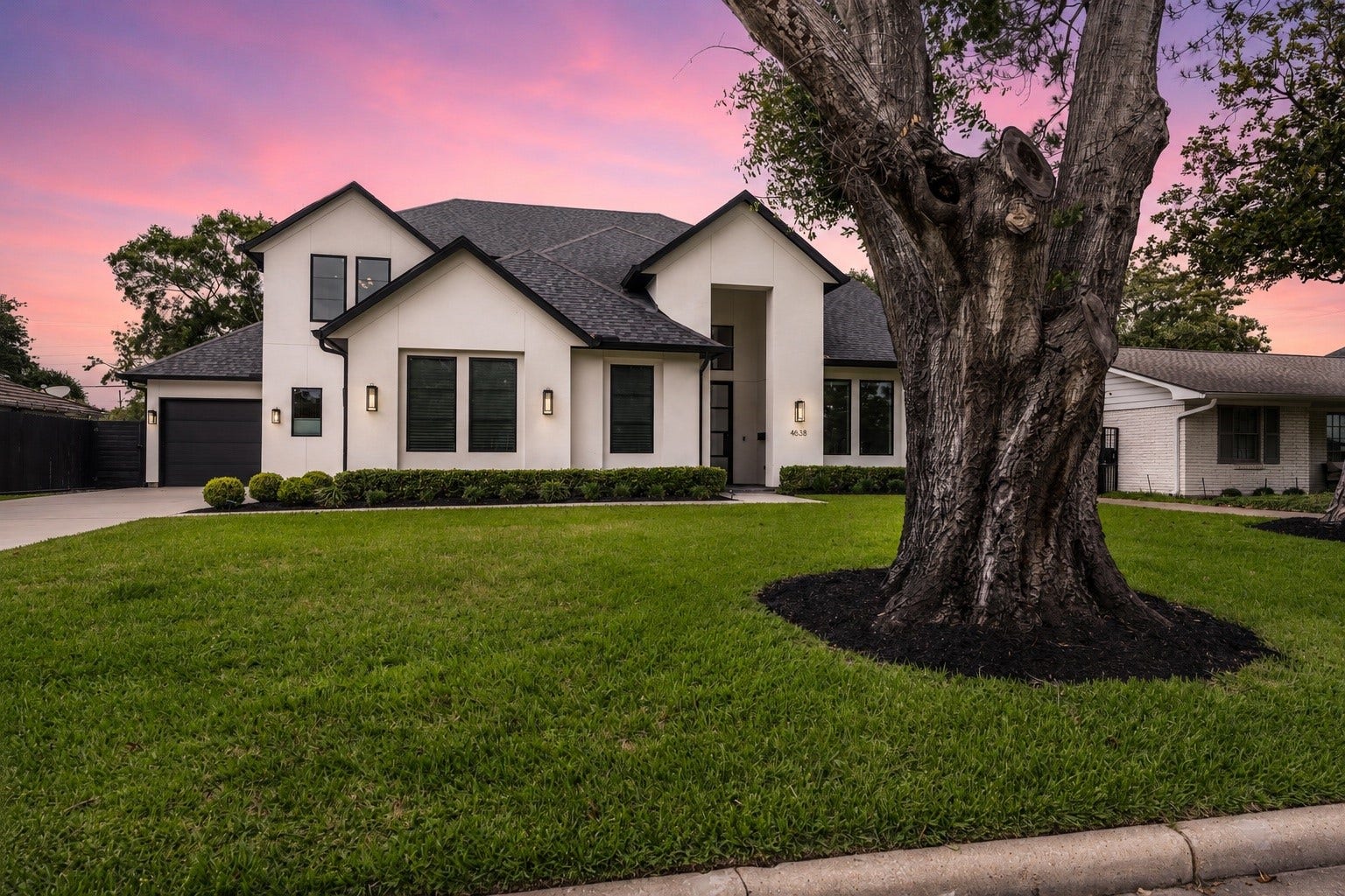 4638 Merwin Street, Houston, TX 77027 An unbeatable Afton Oaks location that offers convenient access to The Galleria, Memorial Park, Highland Village, River Oaks Country Club, and major highways.