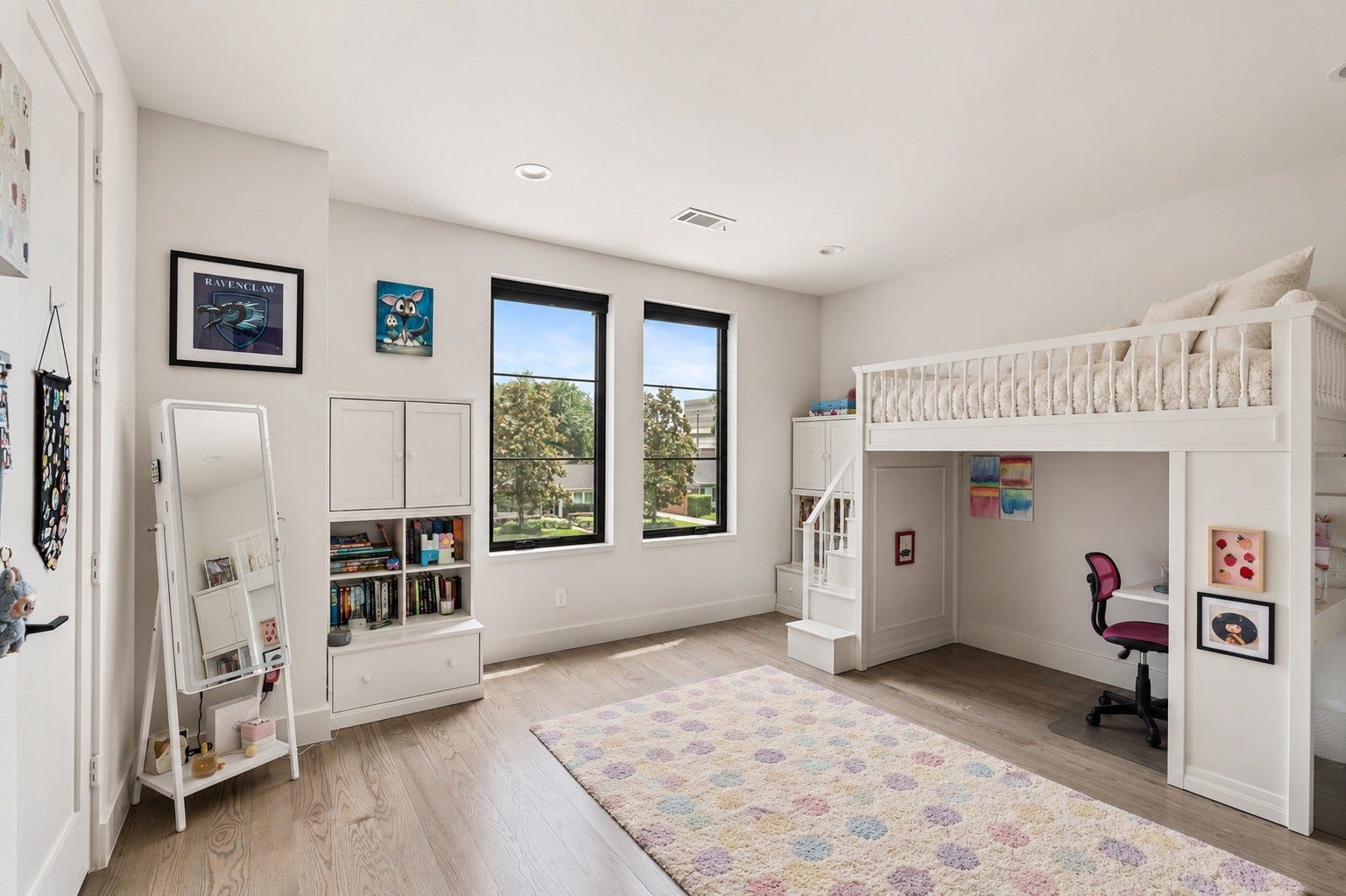 4638 Merwin Street, Houston, TX 77027 An additional bedroom features generous proportions and storage space.