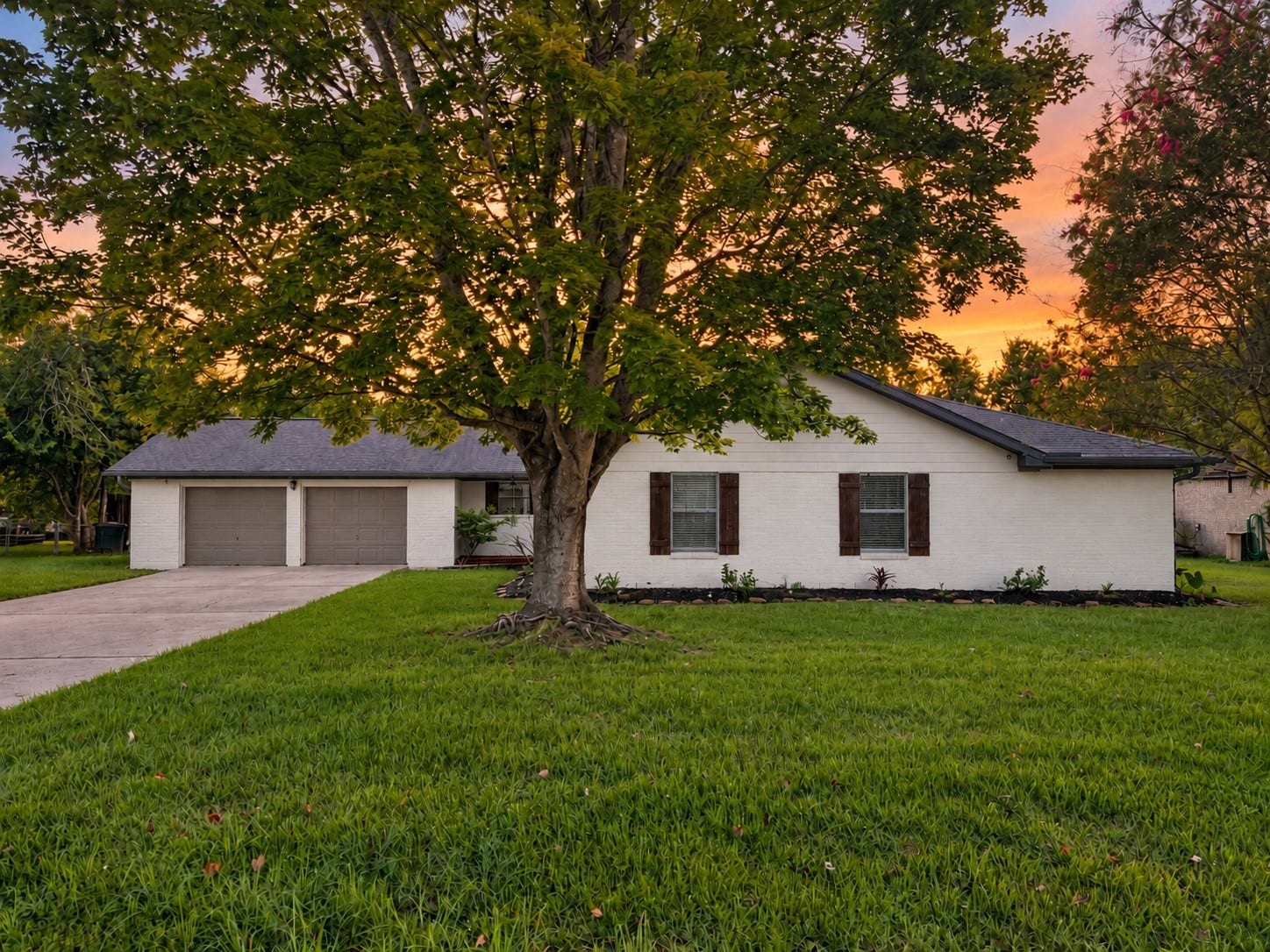 4425 Burditt Street, Santa Fe, TX 77510 4425 Burditt Street, Santa Fe, TX 77510