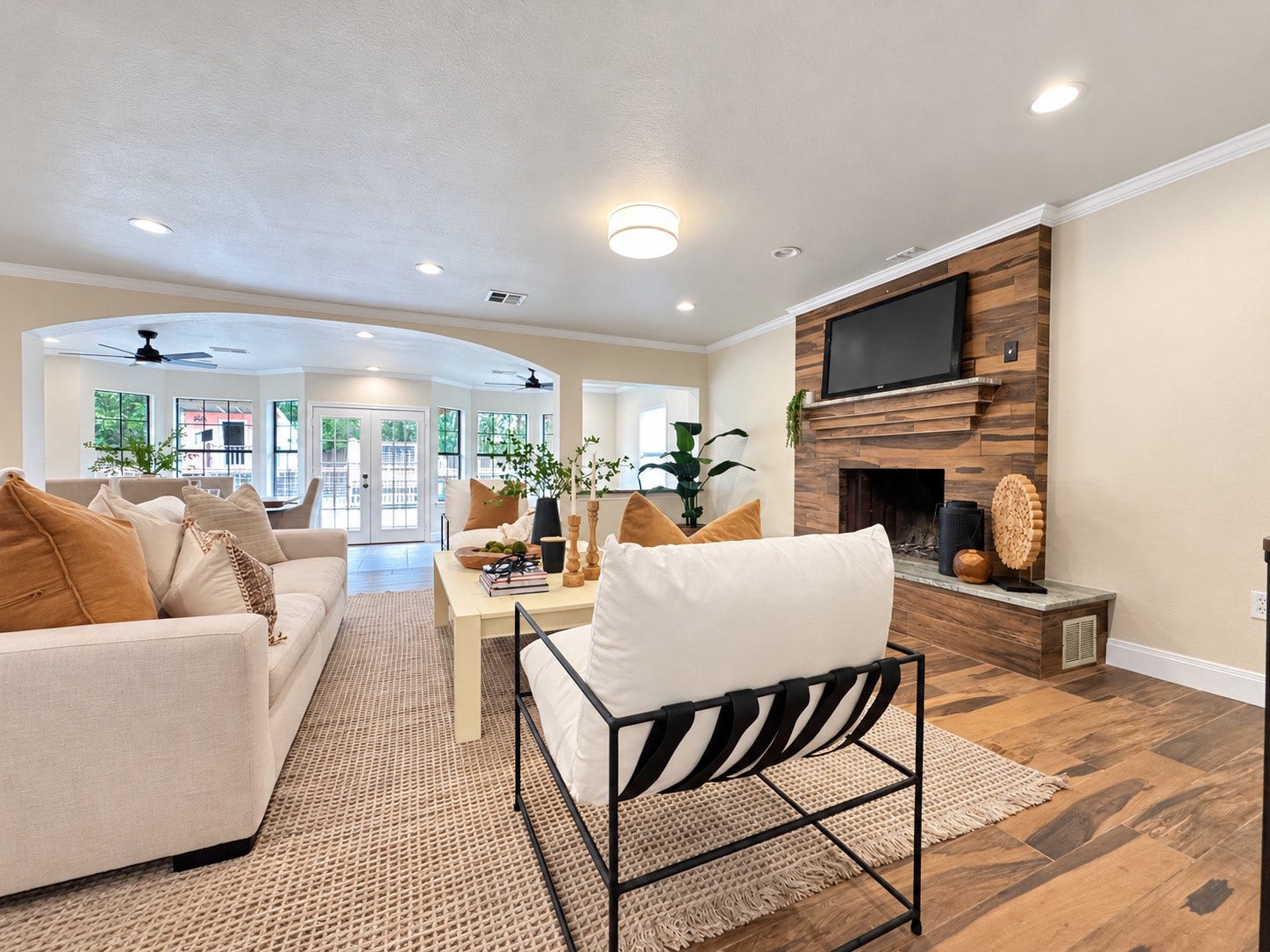 4425 Burditt Street, Santa Fe, TX 77510 4425 Burditt Street, Santa Fe, TX 77510