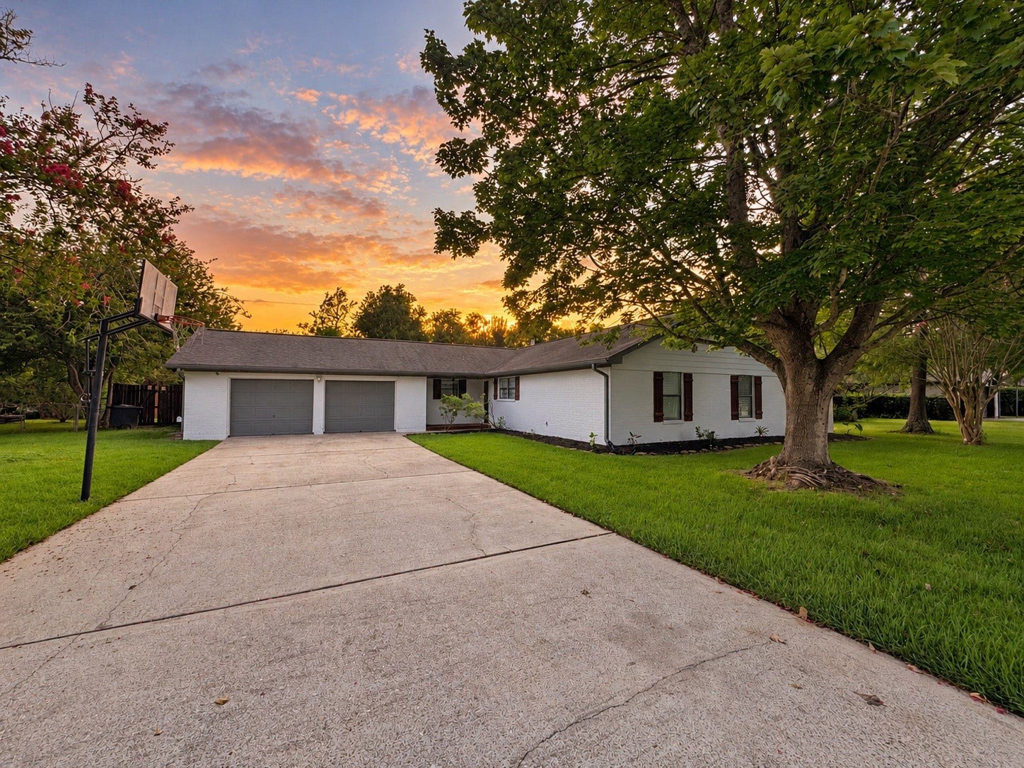 4425 Burditt Street, Santa Fe, TX 77510 4425 Burditt Street, Santa Fe, TX 77510