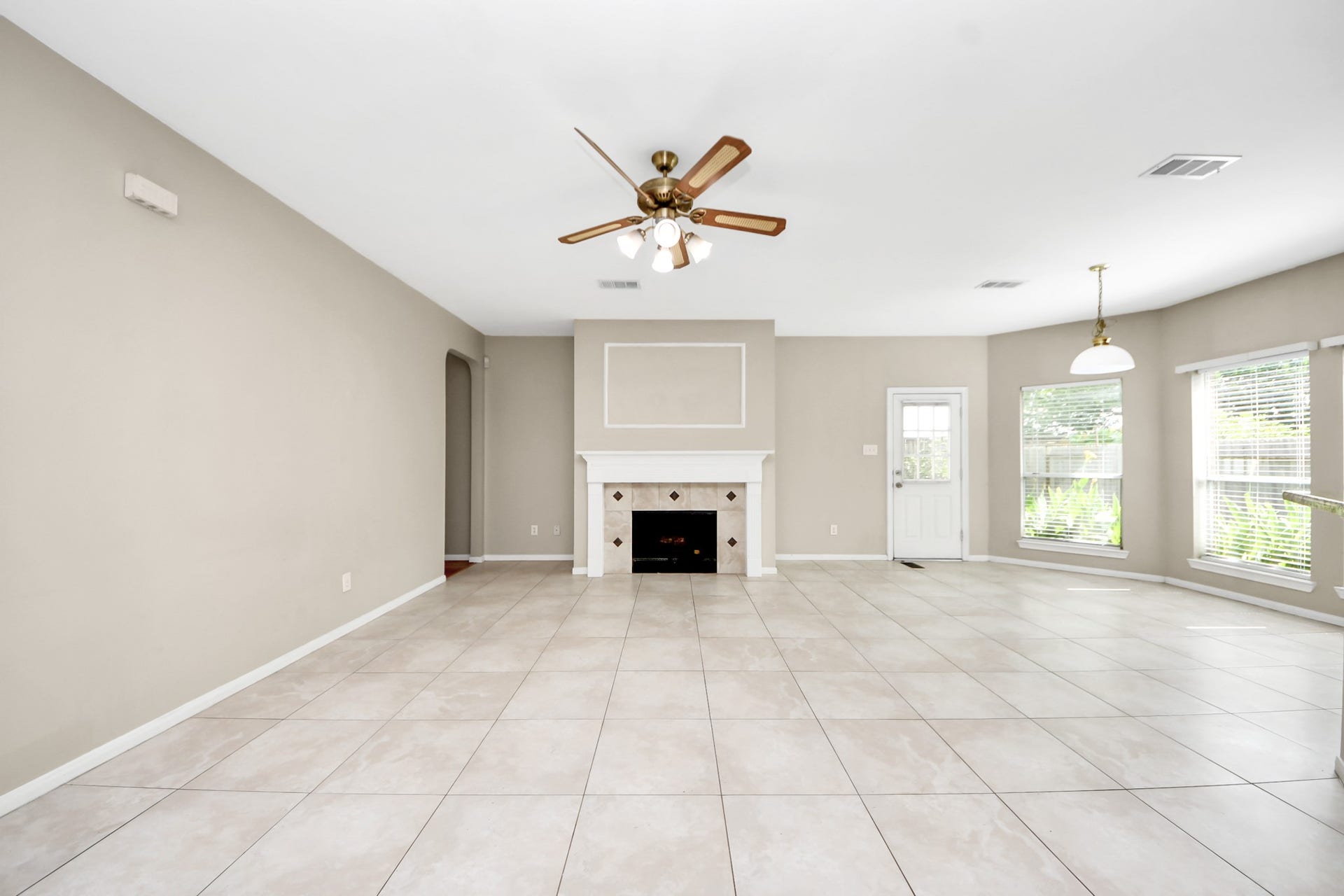 4615 Jaymar Drive, Sugar Land, TX 77479