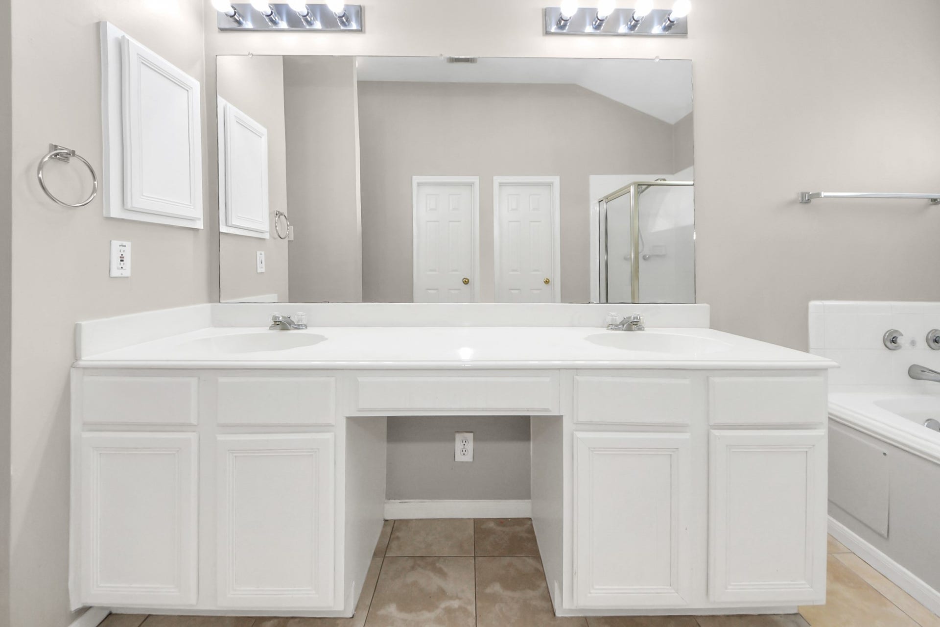 4615 Jaymar Drive, Sugar Land, TX 77479