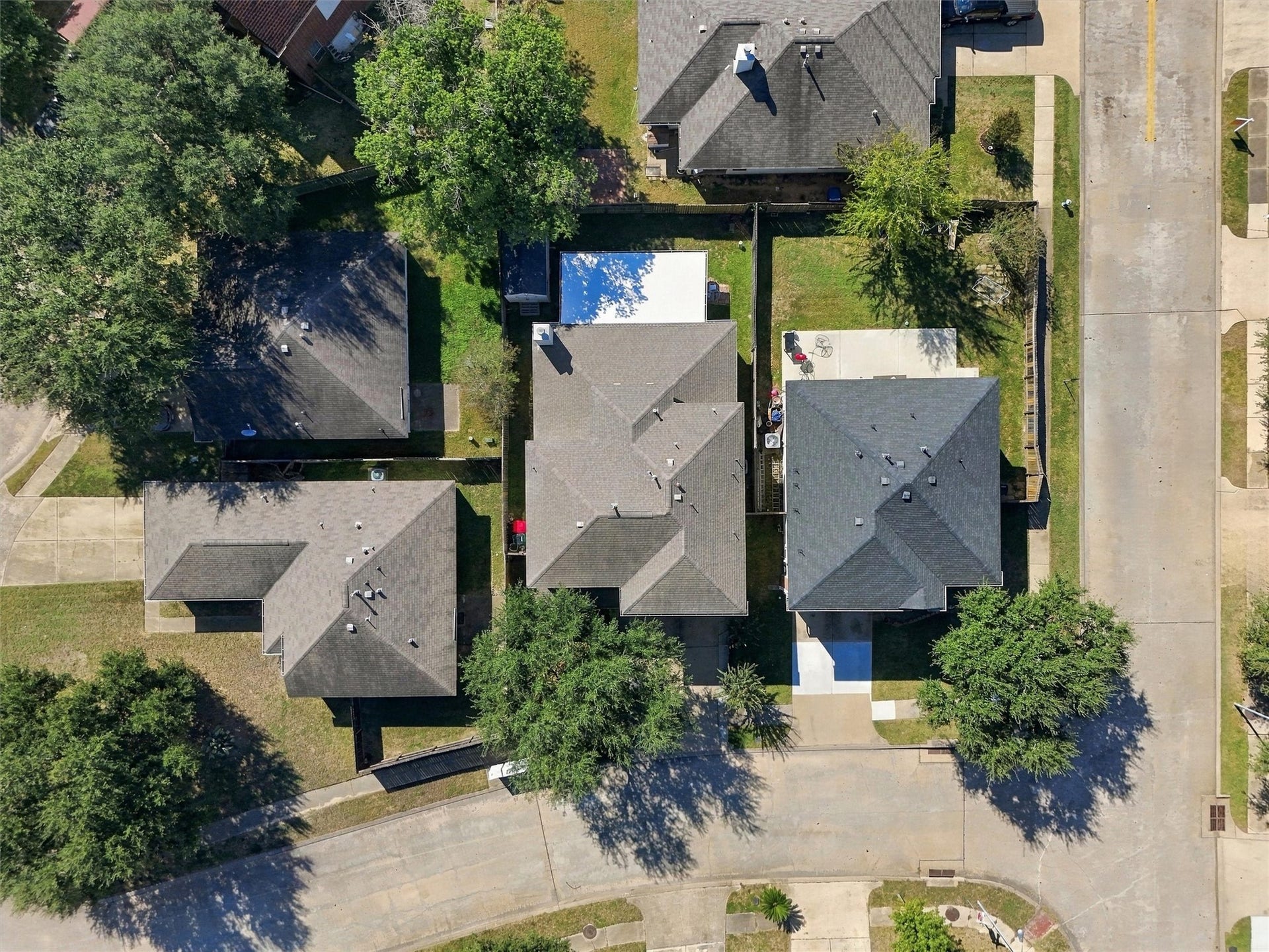 18931 Bonners Park Circle, Katy, TX 77449 18931 Bonners Park Circle, Katy, TX 77449