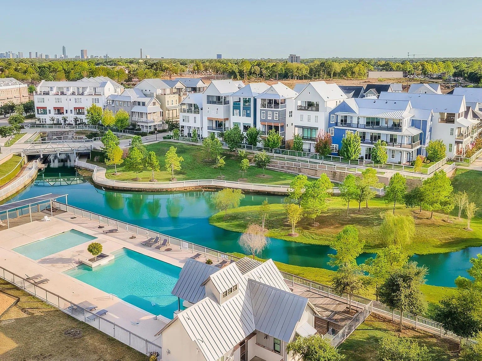 8805 Kolbe Bend Lane, Houston, TX 77080 Kolbe Farms offers resort-style amenities including a community pool, lake, walking trails, green spaces, and recreation areas.
