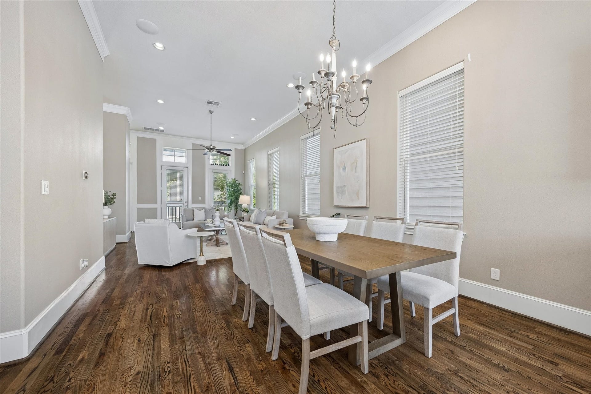 8805 Kolbe Bend Lane, Houston, TX 77080 Spacious second-floor living and dining areas feature hardwood floors, high ceilings, crown molding and an open-concept layout.