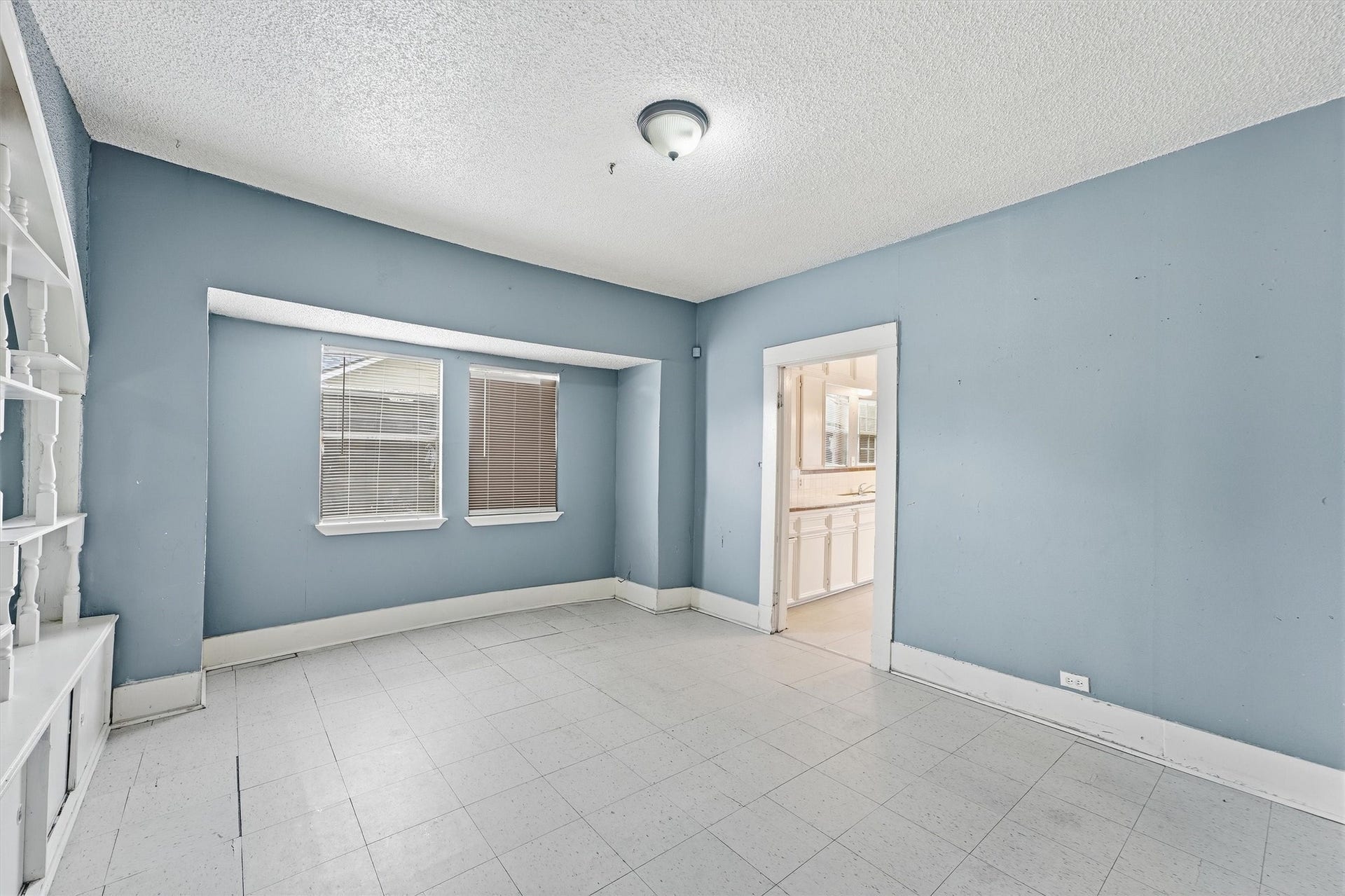 5709 Sherman Street, Houston, TX 77011 5709 Sherman Street, Houston, TX 77011