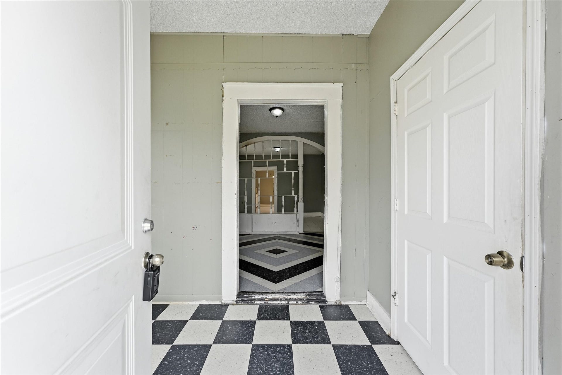 5709 Sherman Street, Houston, TX 77011 5709 Sherman Street, Houston, TX 77011