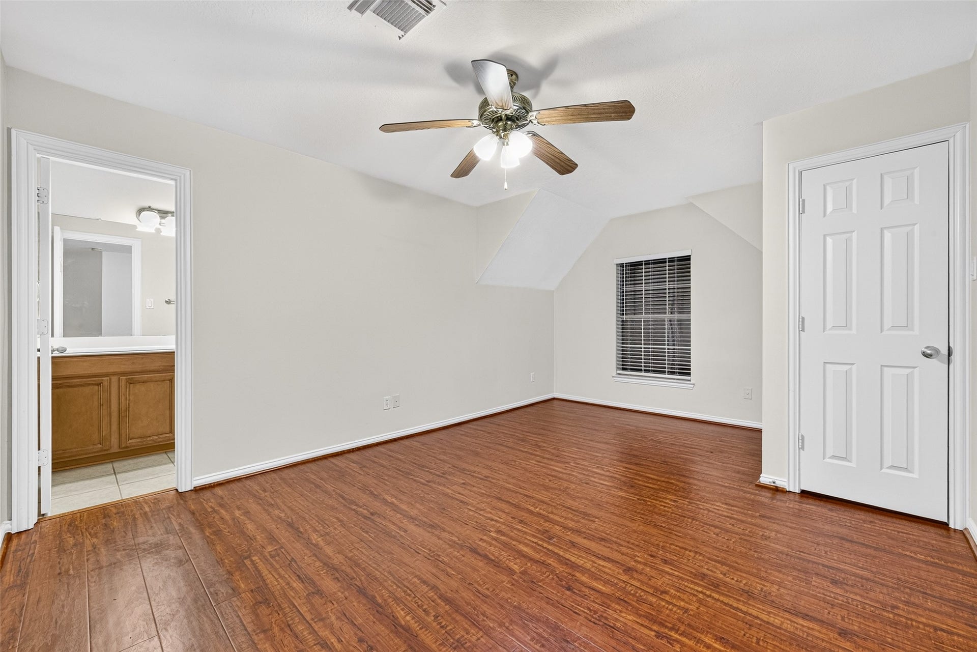 14242 Ashmore Reef Court, Sugar Land, TX 77498 14242 Ashmore Reef Court, Sugar Land, TX 77498