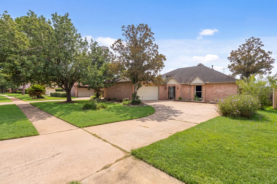 Property photo for 15619 Four Leaf Drive, Houston, TX