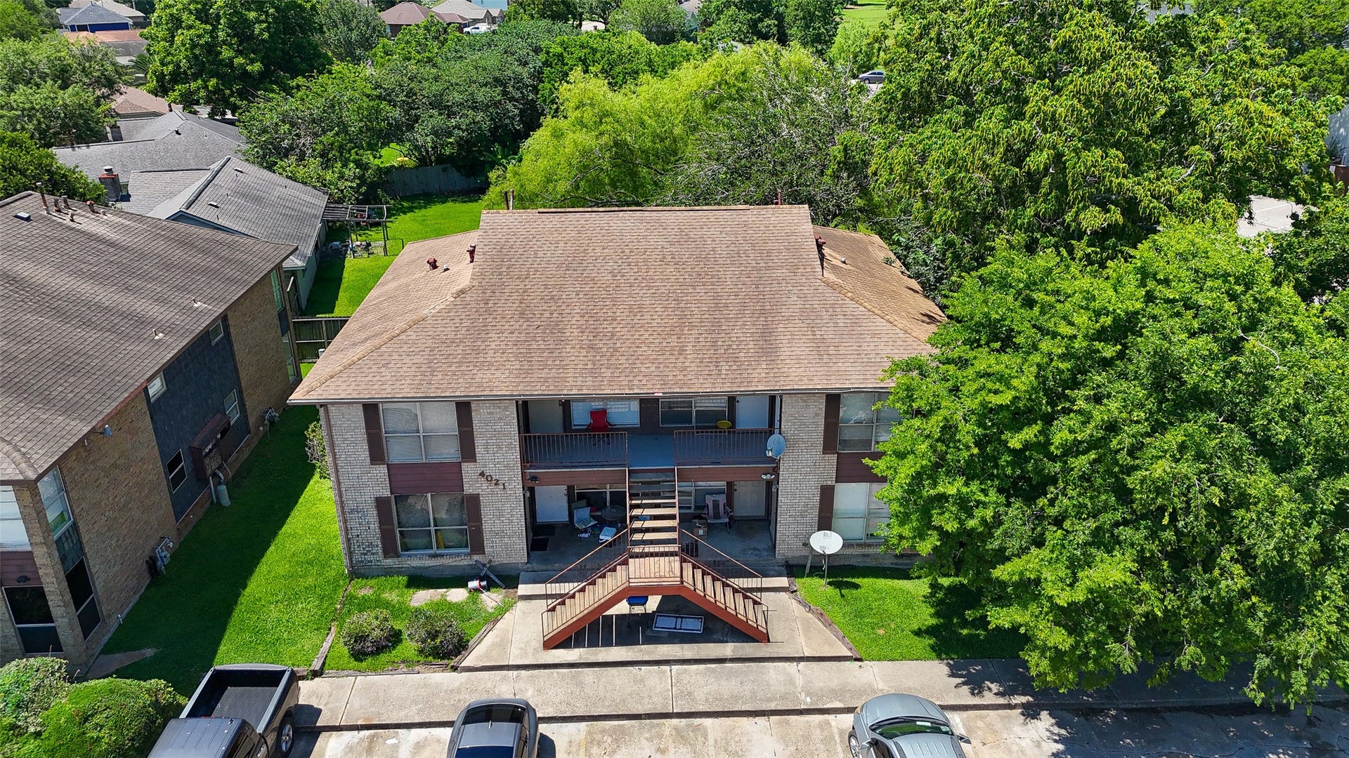 4021 Briar Hollow Drive, Dickinson, TX 77539 4021 Briar Hollow Drive, Dickinson, TX 77539