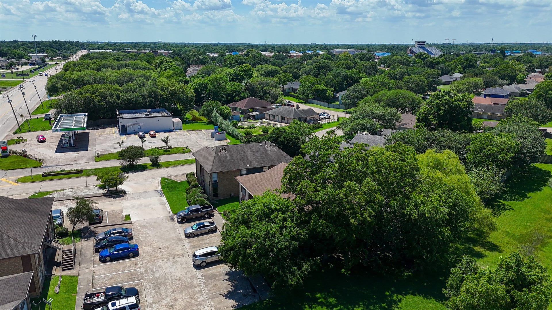 4021 Briar Hollow Drive, Dickinson, TX 77539 4021 Briar Hollow Drive, Dickinson, TX 77539