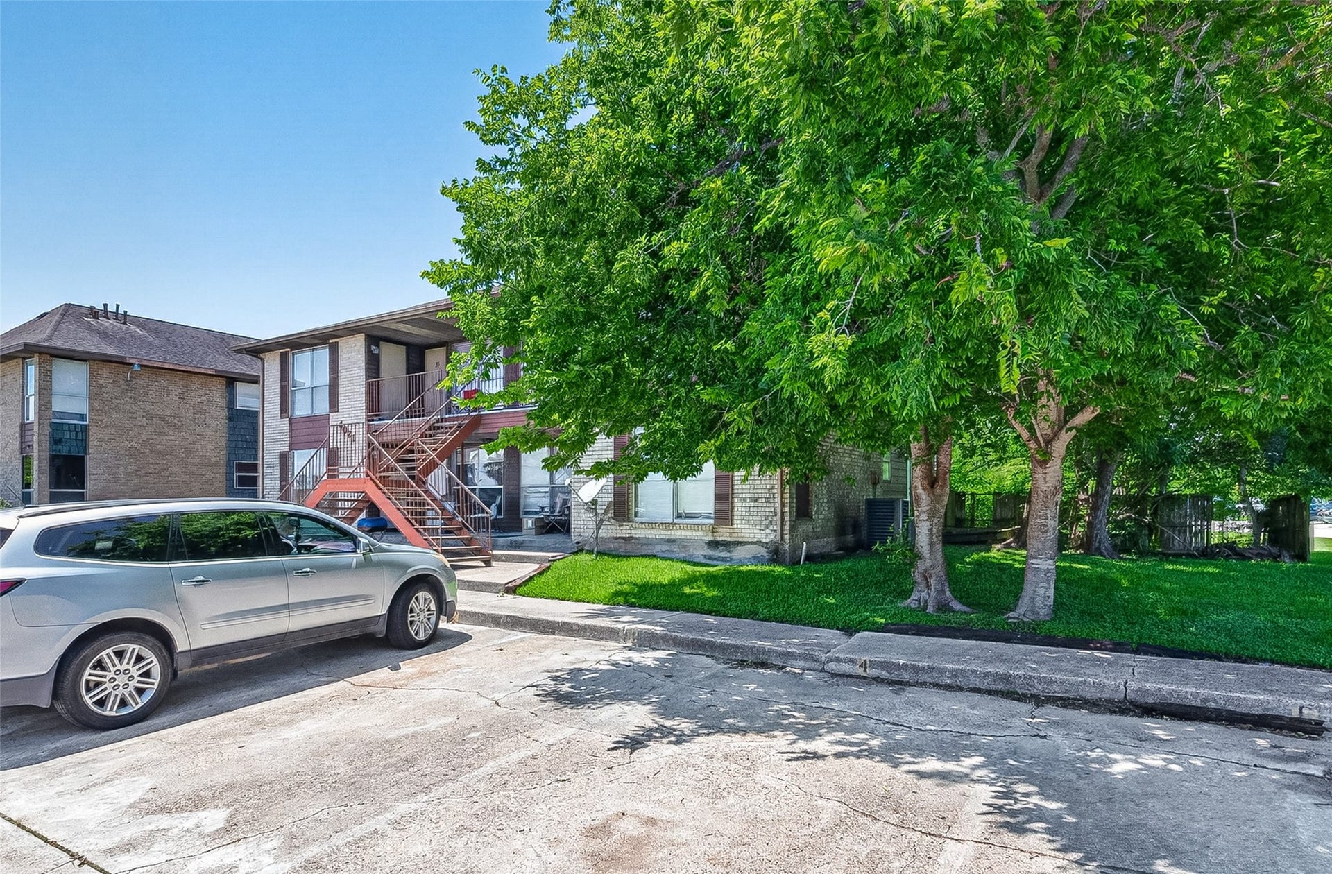 4021 Briar Hollow Drive, Dickinson, TX 77539 4021 Briar Hollow Drive, Dickinson, TX 77539