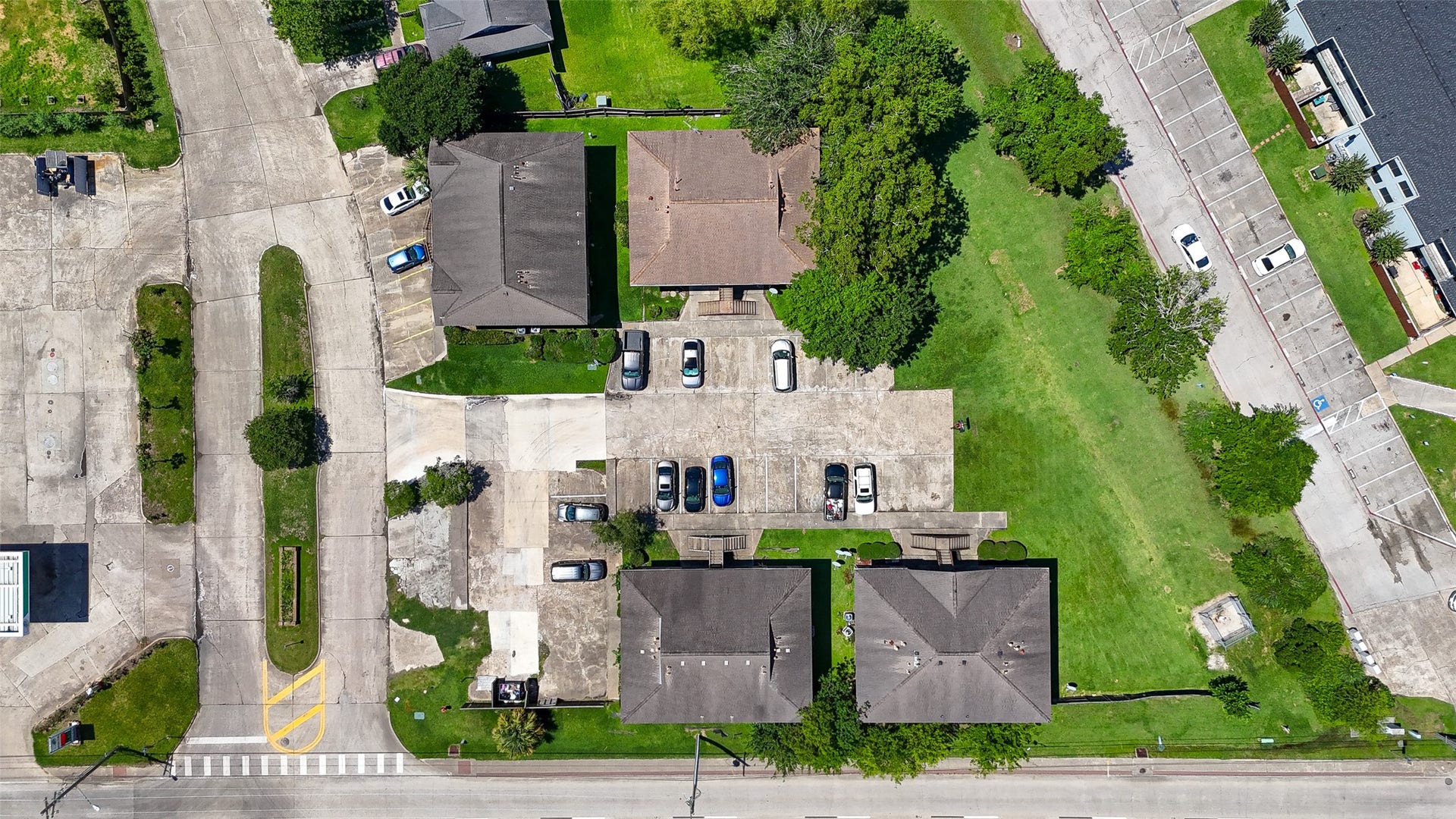 4021 Briar Hollow Drive, Dickinson, TX 77539 4021 Briar Hollow Drive, Dickinson, TX 77539