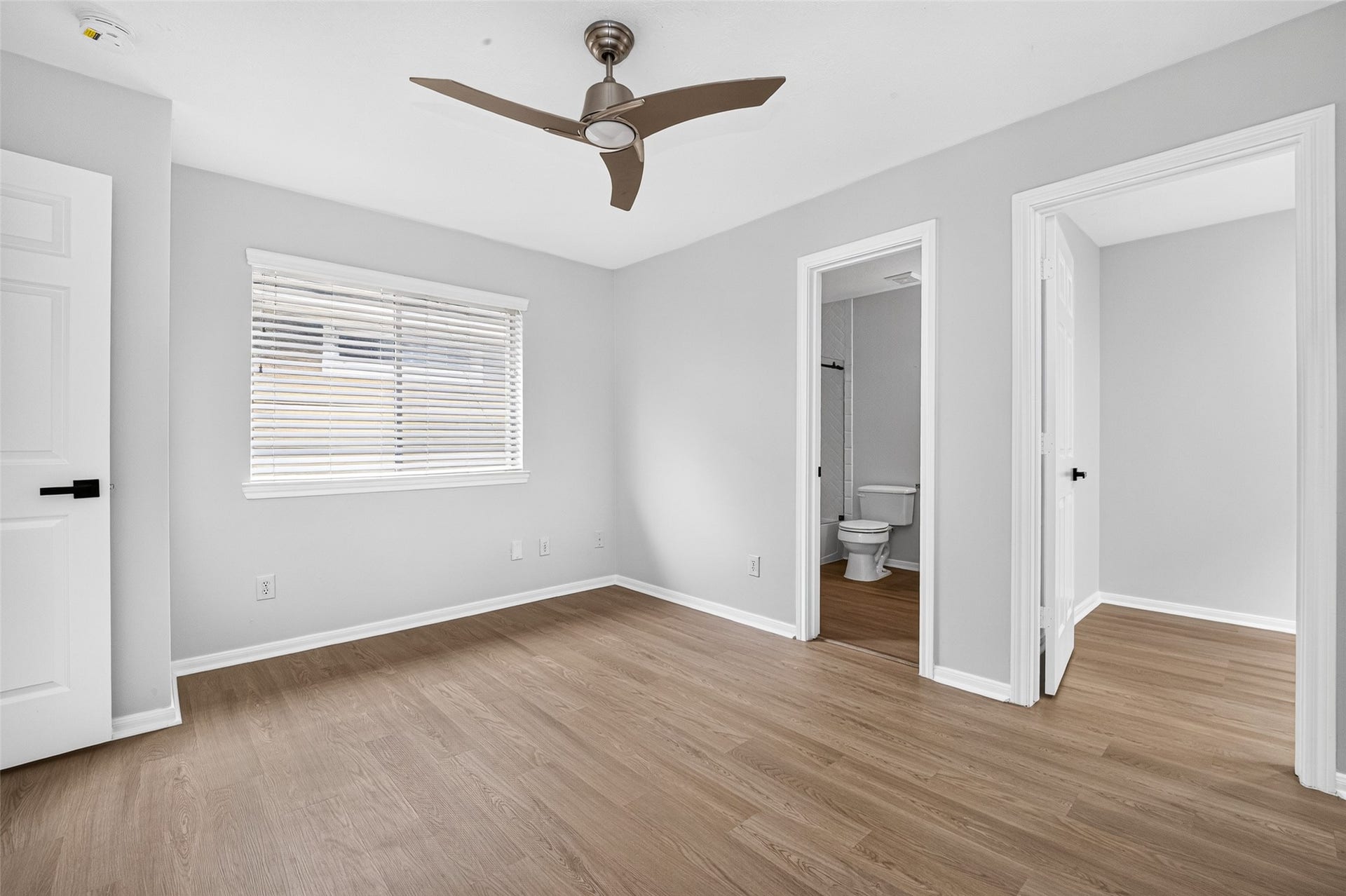 1214 Cleveland Street, Houston, TX 77019