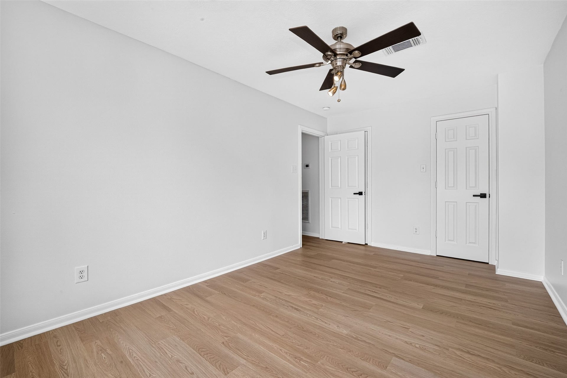 1214 Cleveland Street, Houston, TX 77019