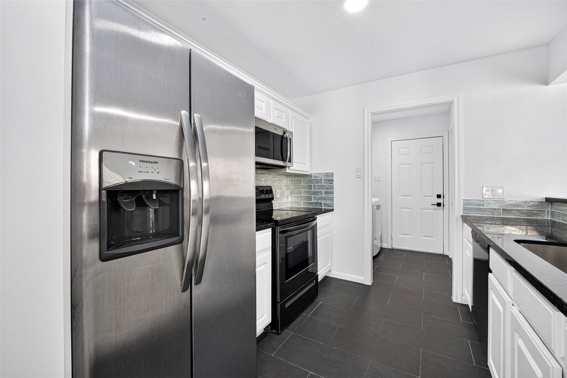 1214 Cleveland Street, Houston, TX 77019