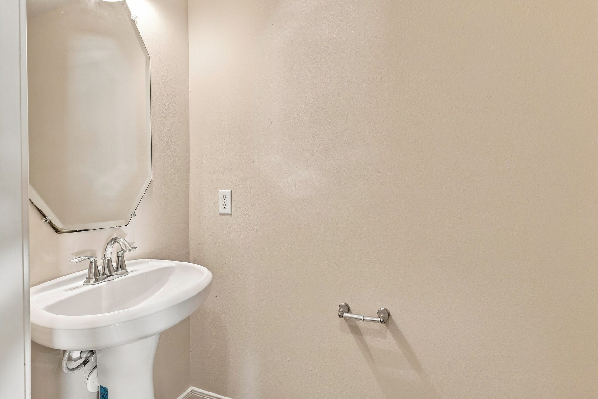 13107 Silhouette Bay Court, Pearland, TX 77584 13107 Silhouette Bay Court, Pearland, TX 77584