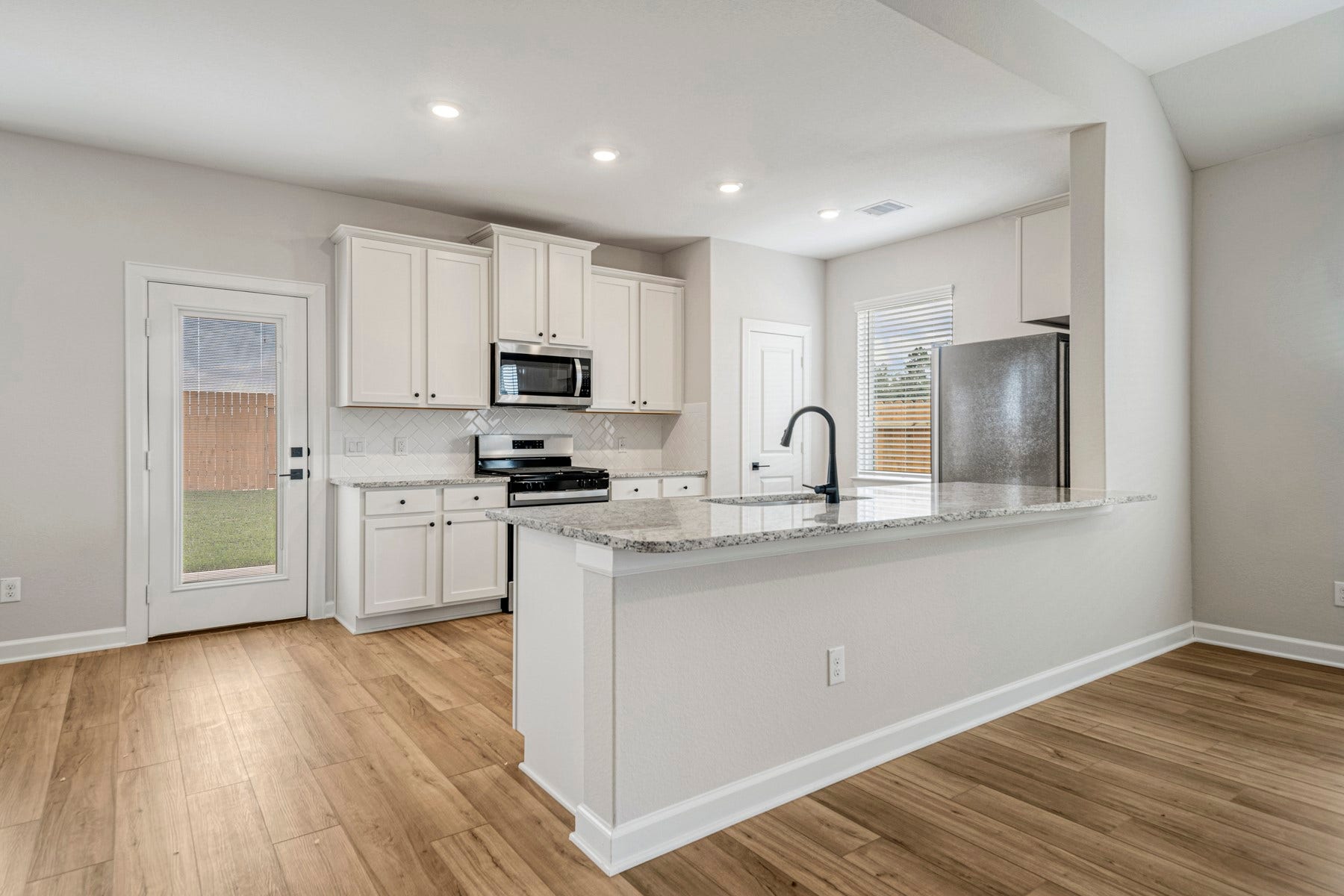 15683 Honey Cove Drive, Conroe, TX 77303 15683 Honey Cove Drive, Conroe, TX 77303