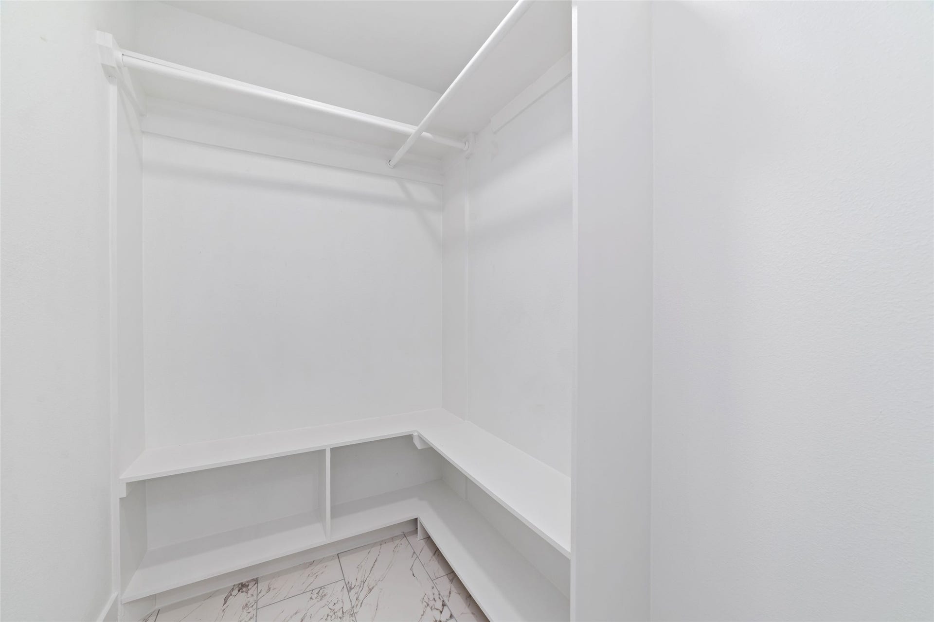 Master bedroom Closet