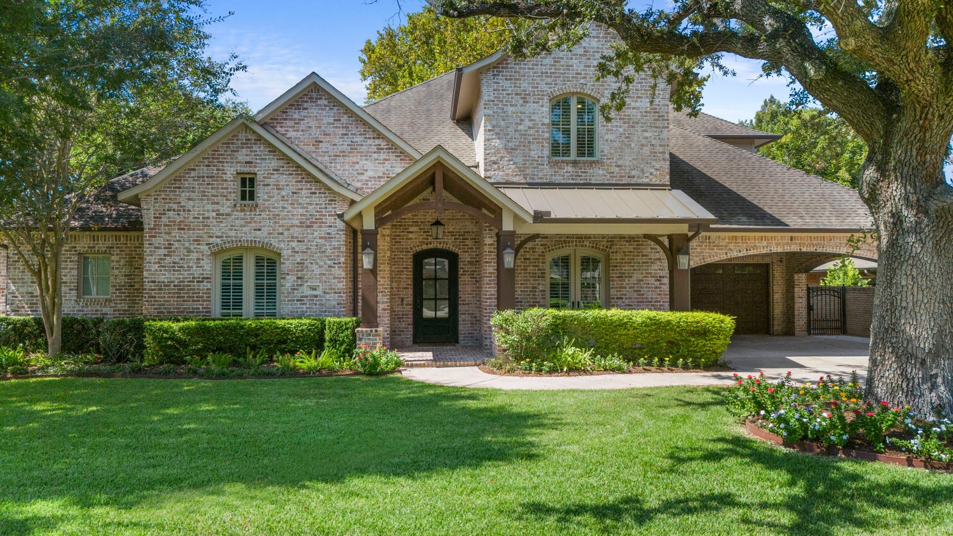 706 Oyster Creek Drive, Sugar Land, TX 77478 Call today to schedule a private tour.