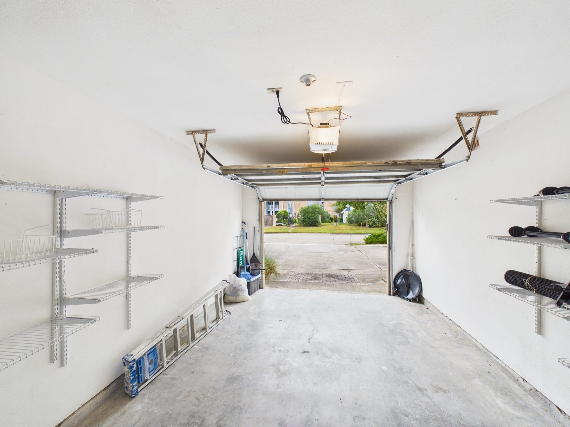15938 Seahorse Drive, #275, Houston, TX 77062 Single Car Parking