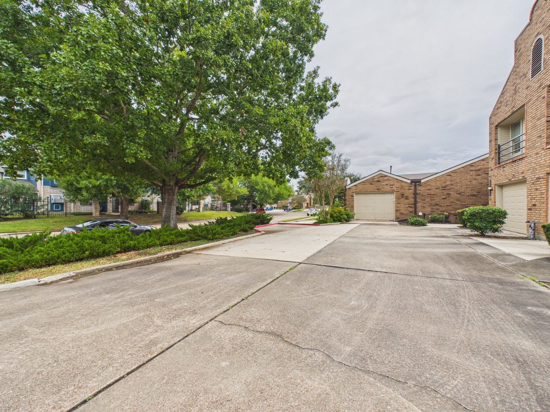 15938 Seahorse Drive, #275, Houston, TX 77062 15938 Seahorse Drive, #275, Houston, TX 77062