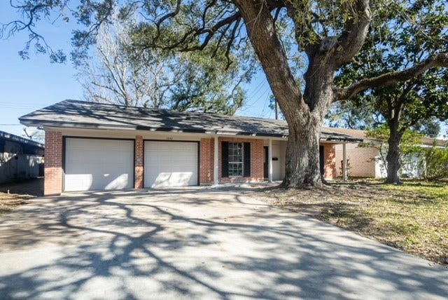 Property photo for 1840 El Mar Lane, Seabrook, TX