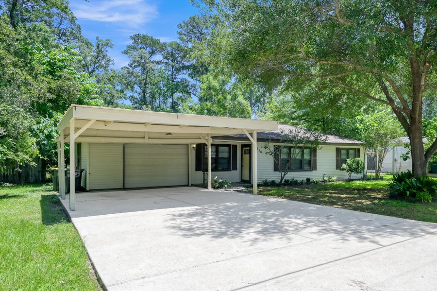Property photo for 210 Harris Boulevard, Conroe, TX