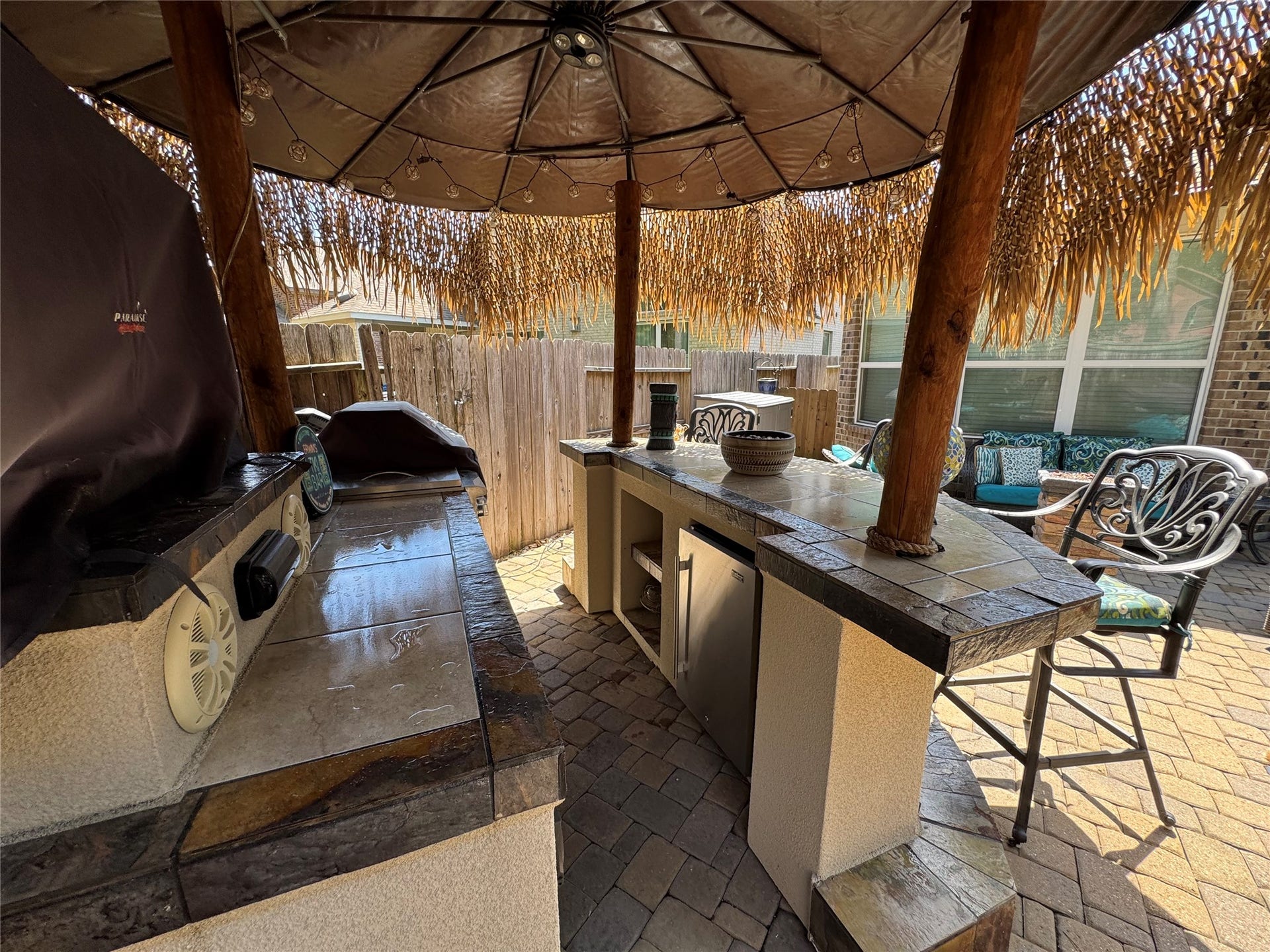4910 Woodbury Mill Drive, Spring, TX 77389 Outdoor kitchen