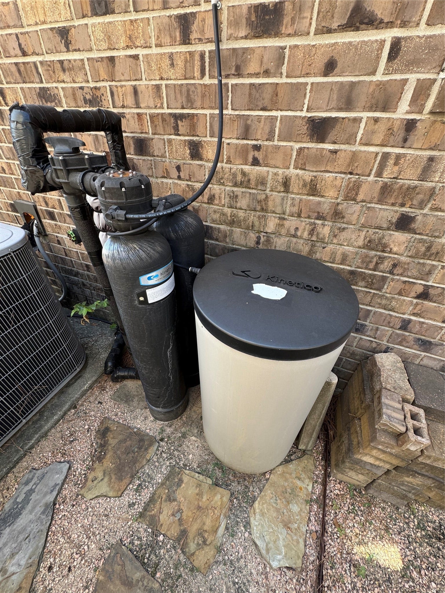 4910 Woodbury Mill Drive, Spring, TX 77389 Water softening system.