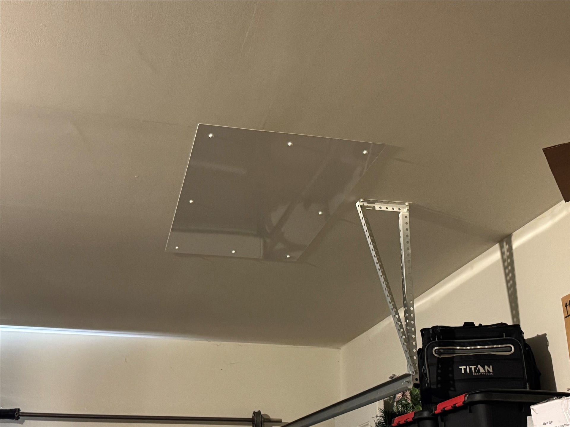4910 Woodbury Mill Drive, Spring, TX 77389 Remote controlled lift into the attic space