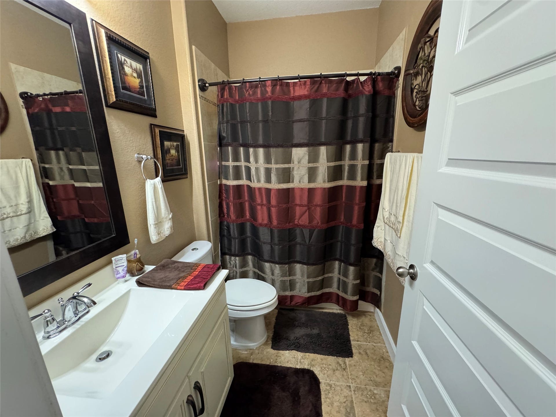 4910 Woodbury Mill Drive, Spring, TX 77389 Guest bathroom