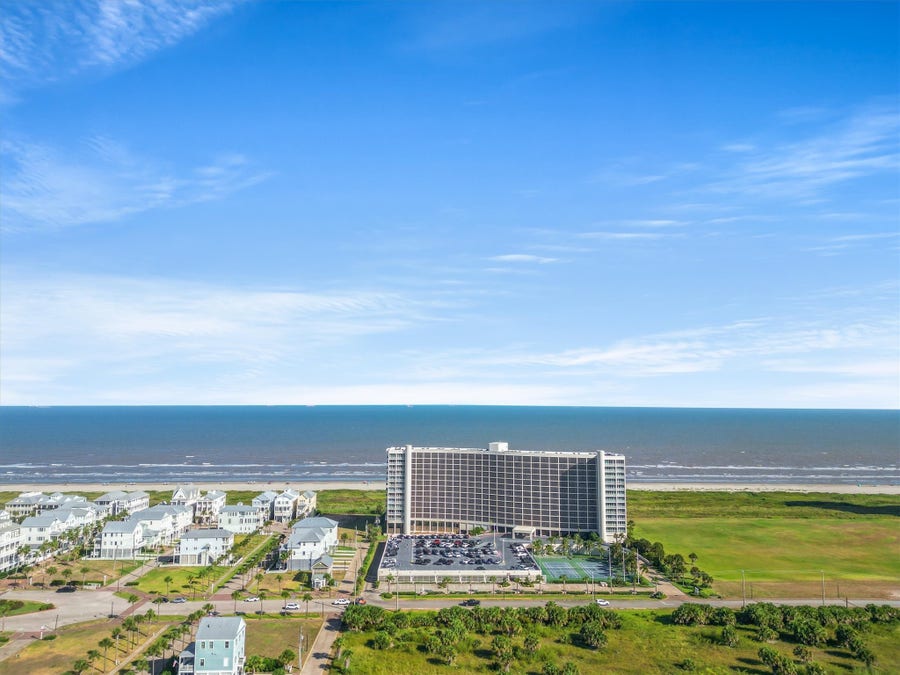 Property photo for 1401 E Beach Drive, #510, Galveston, TX